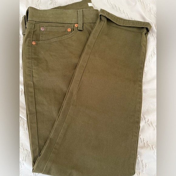 LEVI’S Olive Green Women's Jeans - Picture 9 of 9